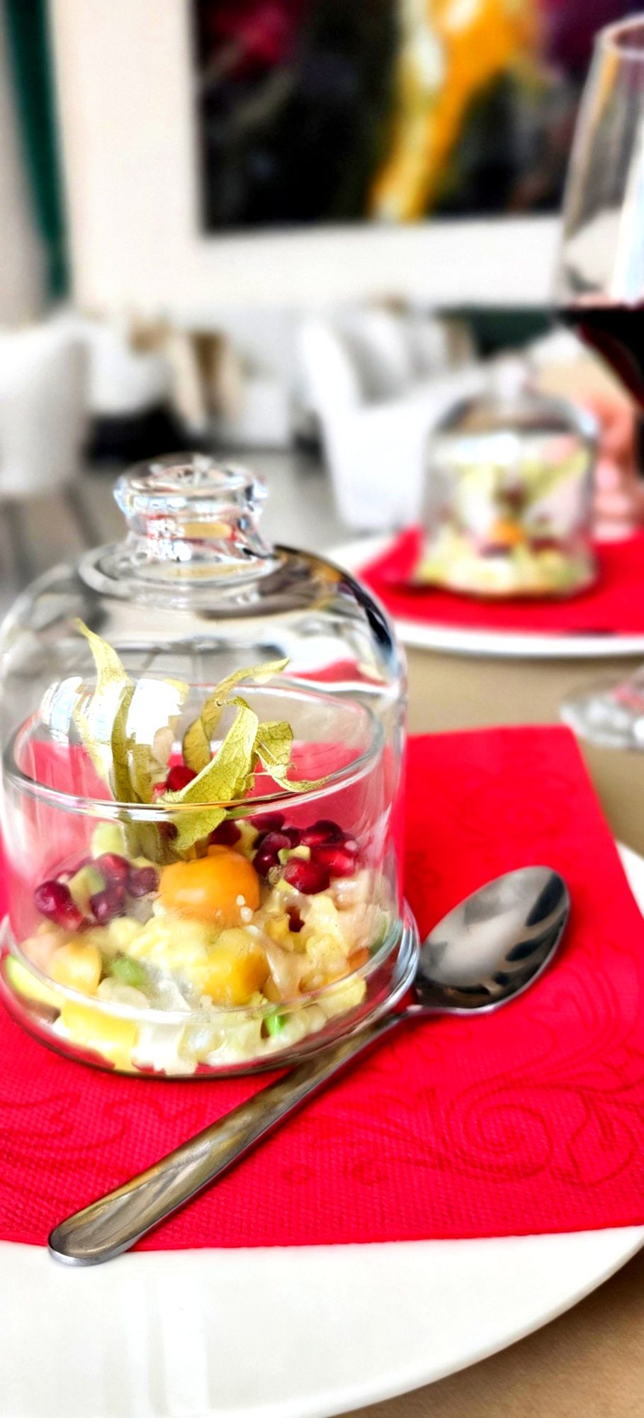 Fine dining — dessert d'autore sotto campana di cristallo
